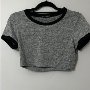 t-shirt crop top